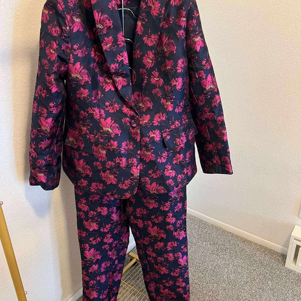 New York & Company Pink and Black Floral Suit